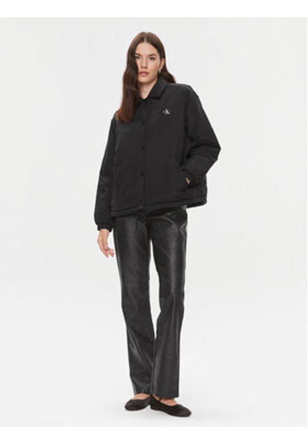 Calvin Klein Jeans Kurtka przejściowa Skater J20J222589 Czarny Relaxed Fit. Kolor: czarny. Materiał: syntetyk
