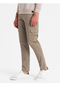 Ombre Clothing - Spodnie męskie cargo STRAIGHT LEG z kieszeniami zapinanymi na zamek – khaki V3 OM-PACG-0204 - XXL. Kolor: brązowy. Materiał: elastan, materiał, bawełna. Styl: elegancki #1