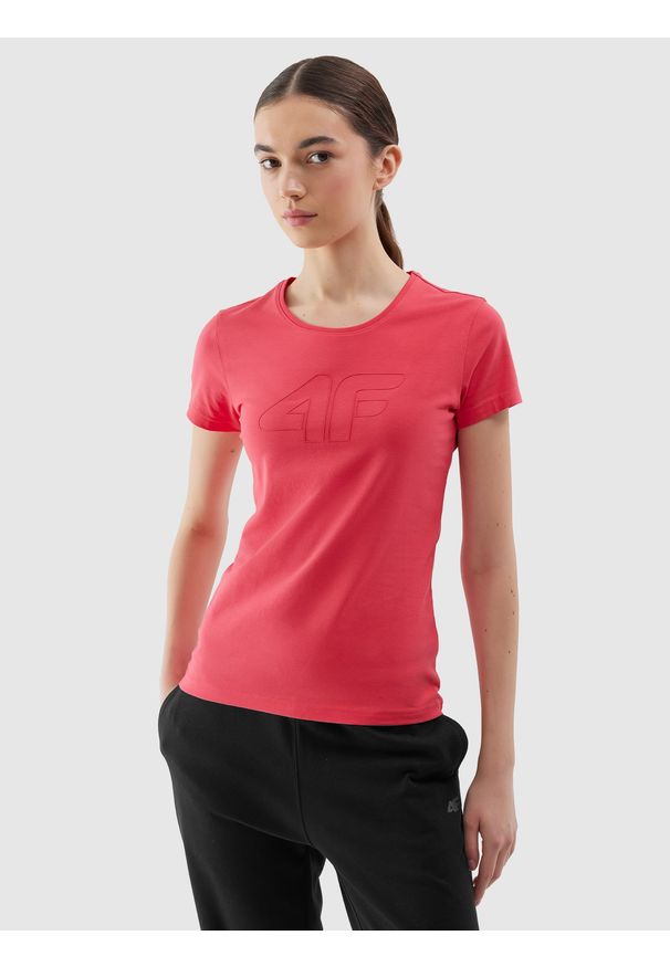 4f - T-shirt slim z nadrukiem damski - czerwony. Okazja: na co dzień. Kolor: czerwony. Materiał: bawełna, elastan, materiał, jersey, dzianina. Długość rękawa: krótki rękaw. Długość: krótkie. Wzór: nadruk. Styl: casual, sportowy