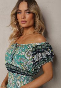 Renee - Zielona Sukienka z Bawełny z Gumką w Pasie i Wiązaniem przy Dekolcie Hiletta. Okazja: na co dzień. Kolor: zielony. Materiał: bawełna. Styl: casual #3