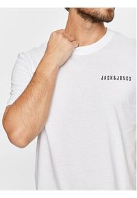 Jack & Jones - Jack&Jones T-Shirt 12235135 Biały Relaxed Fit. Kolor: biały. Materiał: bawełna #6
