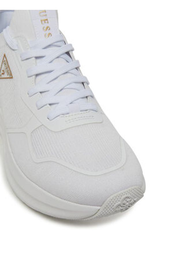 Guess Sneakersy 172871 Biały. Kolor: biały. Materiał: materiał