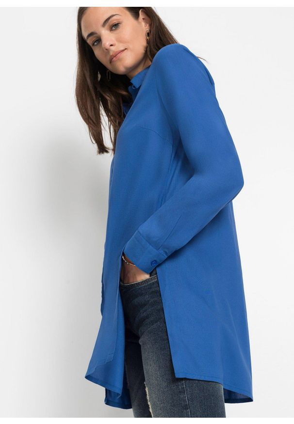 bonprix - Długa bluzka z rozcięciem, z lejącej wiskozy. Kolor: niebieski. Materiał: wiskoza. Długość: długie