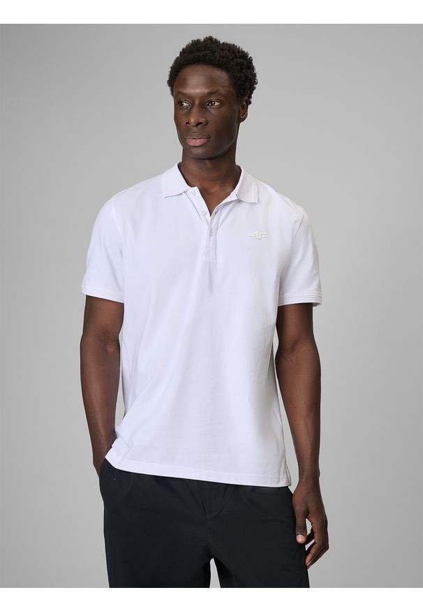 4f - 4F Koszulka polo regular męska - biała M. Okazja: na co dzień, do pracy, na spacer. Typ kołnierza: polo. Kolor: biały. Materiał: dzianina, materiał, bawełna. Styl: casual, klasyczny