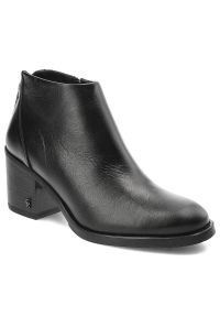 Czarne Botki Carinii Eleganckie Obuwie Damskie. Kolor: czarny. Materiał: skóra ekologiczna. Szerokość cholewki: normalna. Styl: elegancki