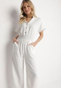 Born2be - Biały Kombinezon z Wiskozy z Gumką w Talii i Dekoltem w Serek z Guzikami Nisella. Okazja: na co dzień. Kolor: biały. Materiał: wiskoza. Długość rękawa: krótki rękaw. Długość: krótkie. Styl: casual, elegancki #4