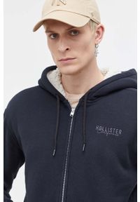 Hollister Co. bluza męska kolor czarny z kapturem z aplikacją. Typ kołnierza: kaptur. Kolor: czarny. Wzór: aplikacja #4