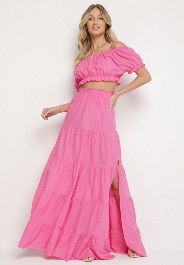 Born2be - Fuksjowy 2-częściowy Komplet z Wiskozy z Hiszpańskim Topem i Spódnicą Kinzley. Kolor: różowy. Materiał: wiskoza. Wzór: aplikacja