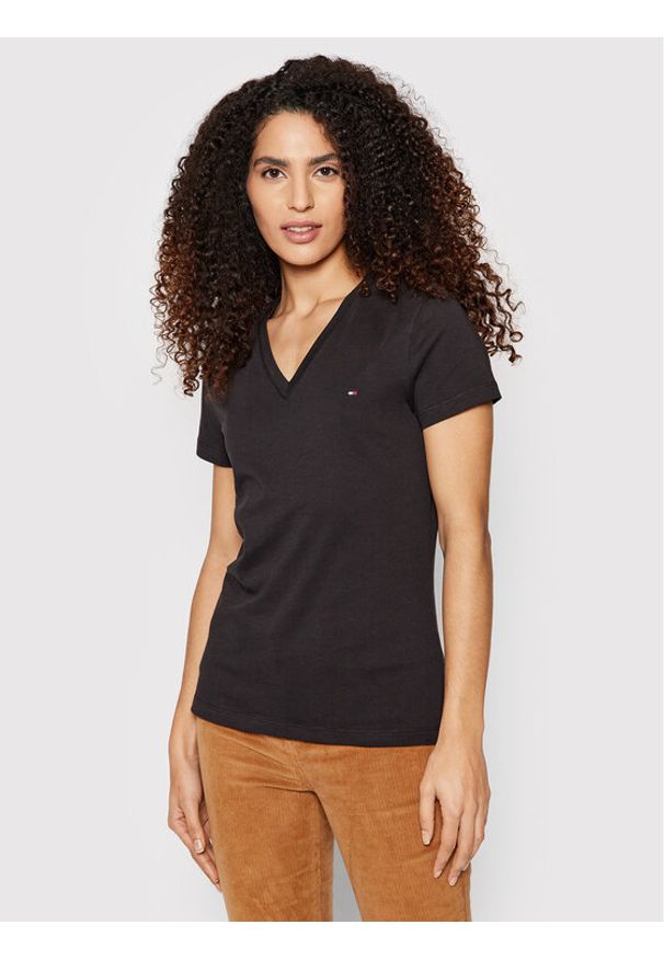 TOMMY HILFIGER - Tommy Hilfiger T-Shirt Heritage Tee WW0WW24969 Czarny Regular Fit. Kolor: czarny. Materiał: bawełna