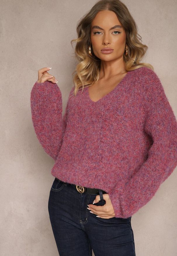Renee - Fioletowy Sweter z Dodatkiem Wełny i Szerokimi Rękawami Inathira. Okazja: na co dzień. Kolor: fioletowy. Materiał: wełna. Sezon: zima, jesień. Styl: elegancki, klasyczny, casual