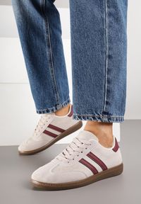 Born2be - Beżowe Sneakersy Ozdobione Paskami Nalierre. Okazja: na co dzień. Zapięcie: pasek. Kolor: beżowy. Materiał: jeans. Wzór: aplikacja