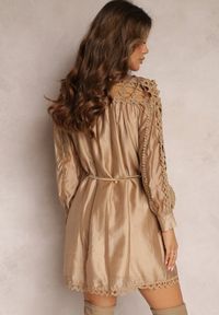 Renee - Beżowa Koszulowa Sukienka Mini z Paskiem w Stylu Vintage Butafa. Kolor: beżowy. Typ sukienki: koszulowe. Styl: vintage. Długość: mini #4