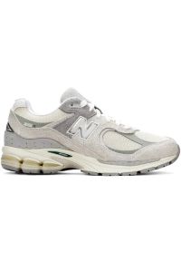 Sneakersy unisex New Balance M2002REK. Okazja: na co dzień, na spacer. Kolor: szary. Materiał: zamsz, skóra. Szerokość cholewki: normalna. Sezon: lato. Sport: turystyka piesza