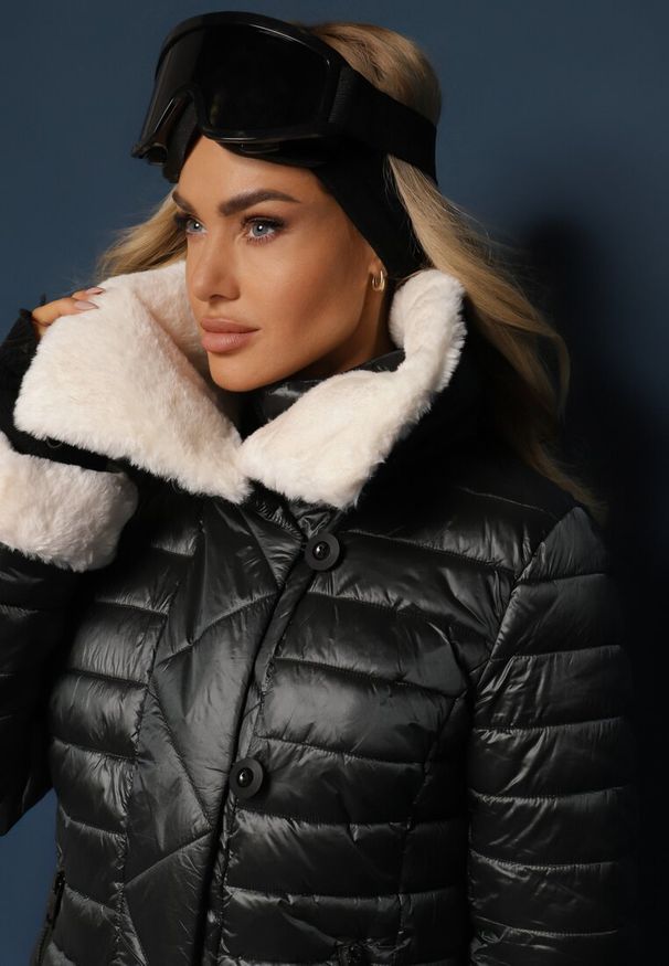 Renee - Ciemnozielona Kurtka Lilacoris. Kolor: zielony. Materiał: tkanina, futro. Długość: krótkie. Wzór: aplikacja. Sezon: jesień, zima. Styl: elegancki