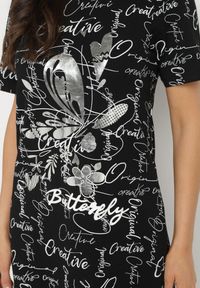 Born2be - Czarna Bawełniana Sukienka o T-shirtowym Kroju z Ozdobnym Nadrukiem Feviressa. Okazja: na co dzień. Kolor: czarny. Materiał: bawełna. Długość rękawa: krótki rękaw. Wzór: nadruk. Sezon: lato. Styl: elegancki, casual #4