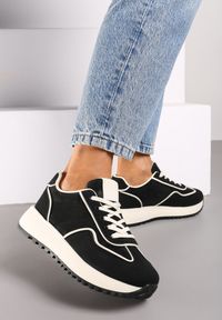 Renee - Czarne Sneakersy na Płaskiej Podeszwie Ozdobione Geometrycznym Wzorem Erimaraes. Okazja: na co dzień. Zapięcie: sznurówki. Kolor: czarny. Materiał: jeans. Wzór: geometria, aplikacja. Sezon: wiosna. Obcas: na płaskiej podeszwie #4