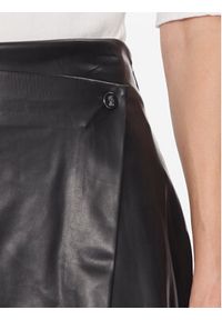 DKNY Spódnica z imitacji skóry P3JNTV18 Czarny Regular Fit. Kolor: czarny. Materiał: skóra