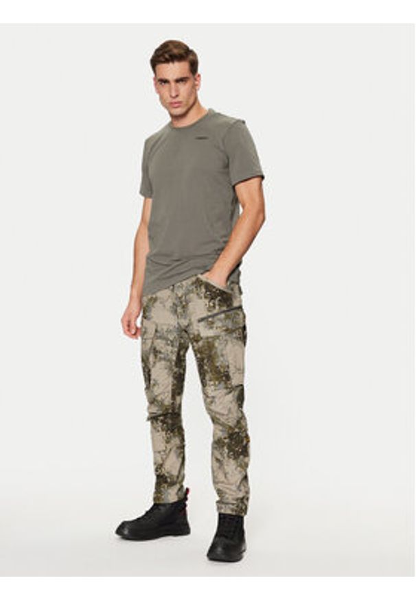 G-Star RAW - G-Star Raw Spodnie materiałowe Rovic 3D D02190 G787 Khaki Tapered Fit. Kolor: brązowy. Materiał: bawełna