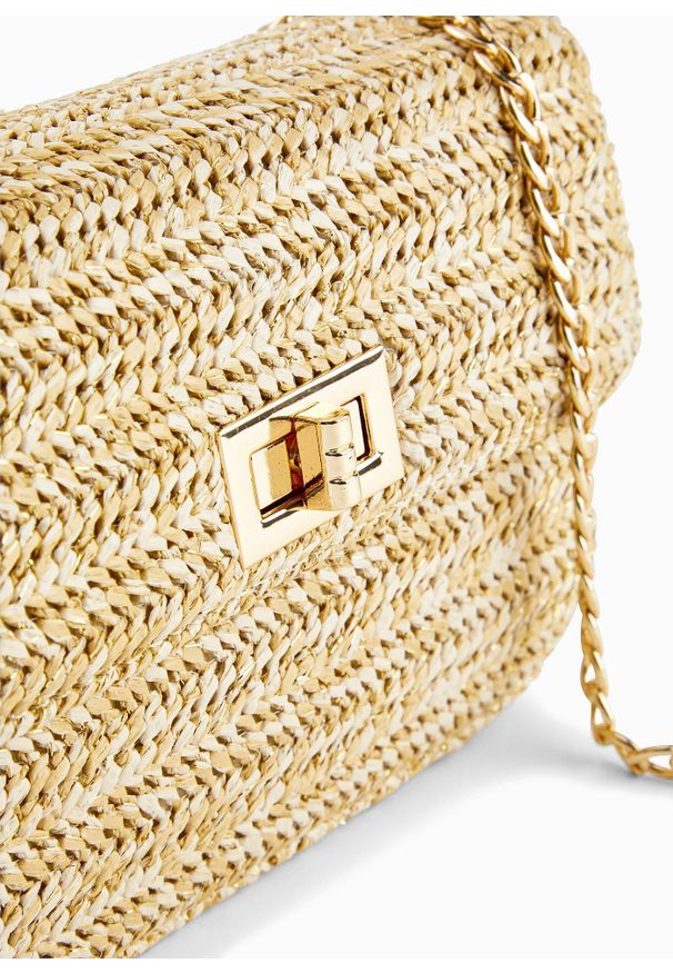 bonprix - Torebka słomkowa na ramię z połyskującą nicią. Kolor: beżowy. Sezon: lato. Rozmiar: małe. Rodzaj torebki: na ramię