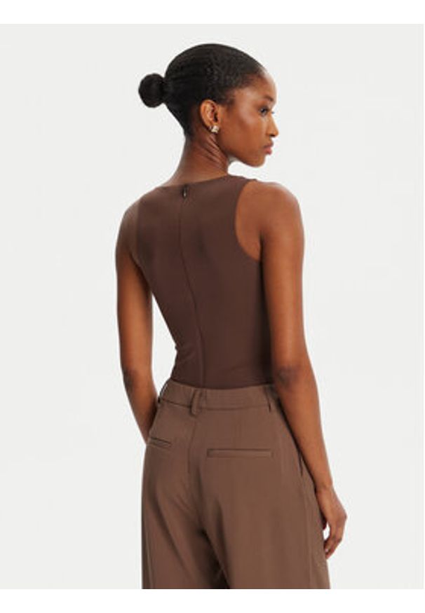BARDOT Body Fina Low Cut 60038TB Brązowy Slim Fit. Kolor: brązowy. Materiał: syntetyk