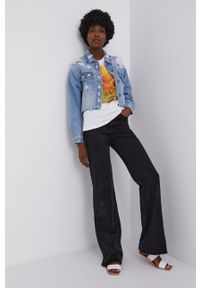 Answear Lab Kurtka jeansowa damska przejściowa oversize. Kolor: niebieski. Materiał: jeans. Styl: wakacyjny #6