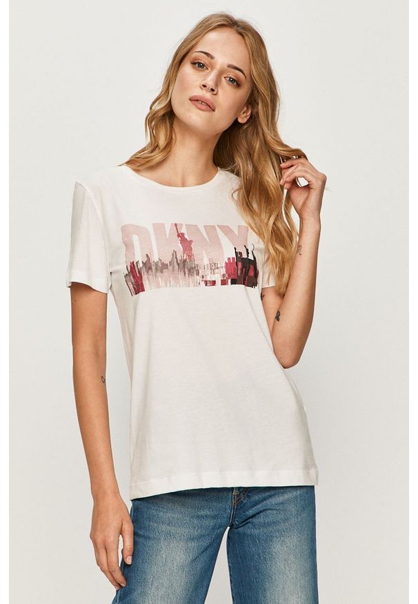 DKNY - Dkny - T-shirt. Okazja: na co dzień. Kolor: biały. Materiał: bawełna, dzianina. Wzór: nadruk. Styl: casual