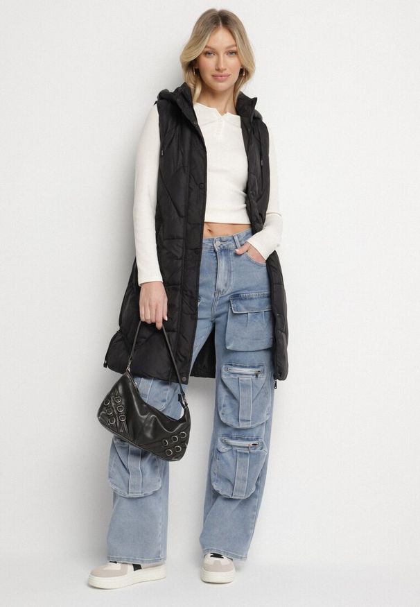 Born2be - Czarna Pikowana Kamizelka z Odpinanym Kapturem i Ściągaczami Lorianvia. Okazja: na co dzień, na spacer. Kolor: czarny. Materiał: jeans. Styl: sportowy, elegancki, casual