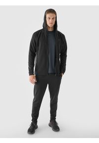4f - 4F Bluza treningowa rozpinana z kapturem męska - czarna L. Okazja: na co dzień. Typ kołnierza: kaptur. Kolor: czarny. Materiał: elastan, materiał, włókno, dzianina, syntetyk. Długość rękawa: raglanowy rękaw. Wzór: ze splotem, gładki, jednolity. Styl: casual, sportowy. Sport: fitness #2