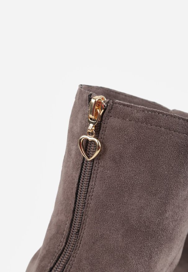 Born2be - Szare Sandały w Stylu Botków z Ozdobną Klamrą Theaneasi. Okazja: na co dzień. Zapięcie: klamry. Kolor: szary. Materiał: jeans. Styl: casual, elegancki, klasyczny