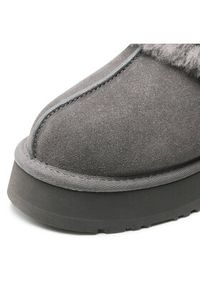 Ugg Kapcie W Disquette 1122550 Szary. Kolor: szary. Materiał: skóra