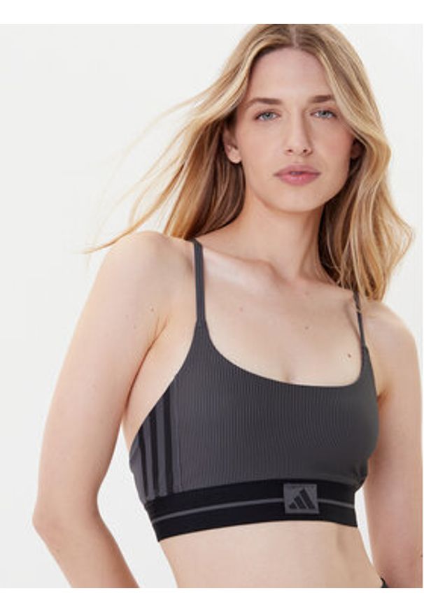 Adidas - adidas Biustonosz sportowy Hyperglam JN2661 Szary Slim Fit. Kolor: szary. Materiał: syntetyk