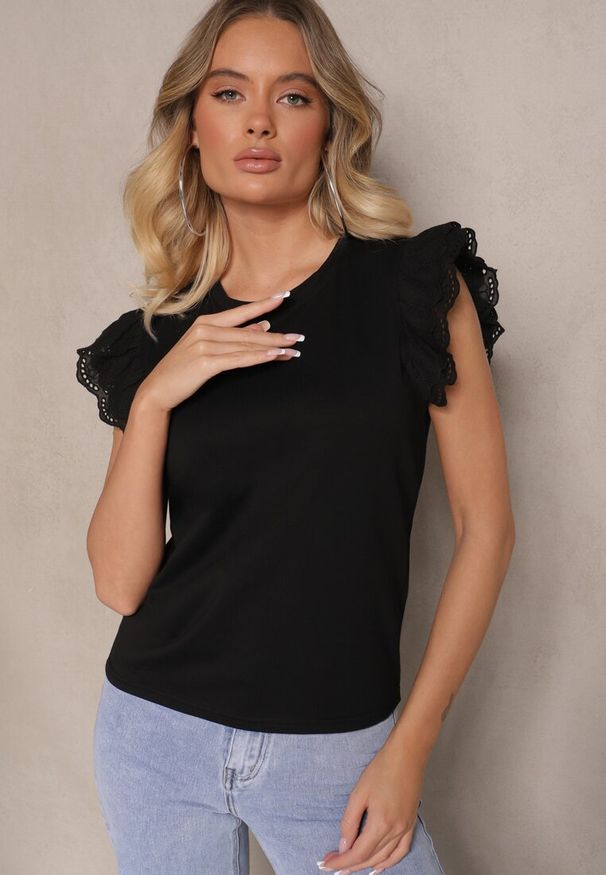 Renee - Czarny Bawełniany Top z Ażurowym Wzorem przy Rękawach Malinala. Okazja: na co dzień. Kolor: czarny. Materiał: bawełna. Wzór: ażurowy. Styl: klasyczny, elegancki, casual