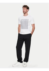 Guess T-Shirt M4YI29 J1314 Biały Slim Fit. Kolor: biały. Materiał: bawełna #3