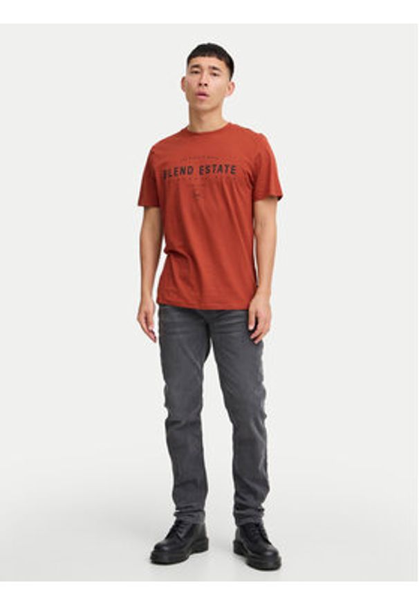 Blend T-Shirt 20717160 Czerwony Regular Fit. Kolor: czerwony. Materiał: bawełna