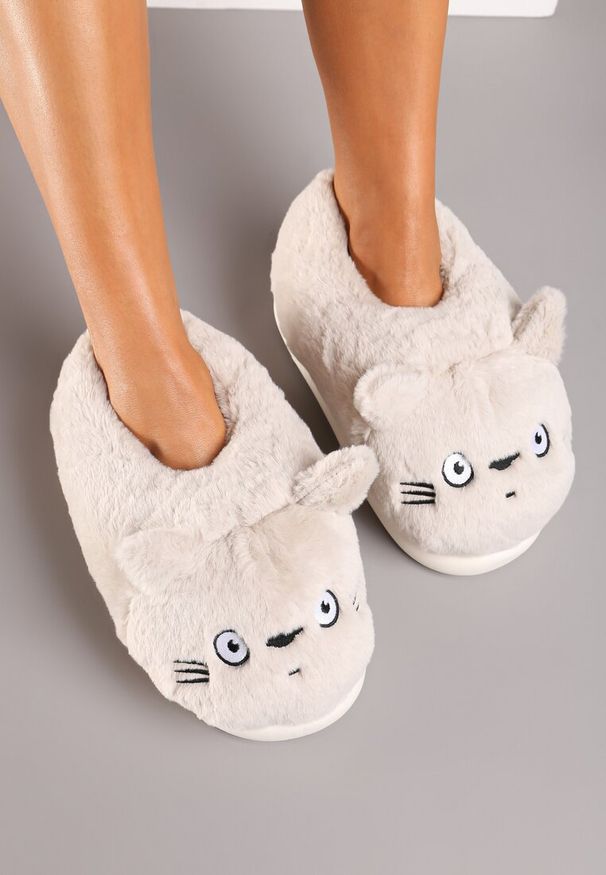 Born2be - Beżowe Kapcie Domowe Wsuwane z Puszystym Futerkiem i Uszami Kota Taiolla. Okazja: do domu. Zapięcie: bez zapięcia. Kolor: beżowy. Materiał: futro. Styl: elegancki