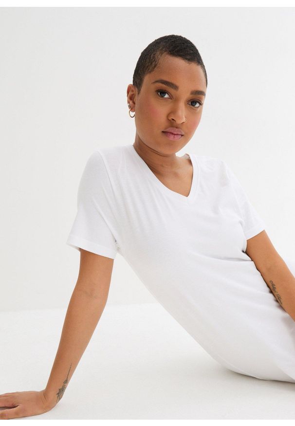 bonprix - Długa bluzka z dekoltem w serek (2 szt.). Typ kołnierza: dekolt w serek. Kolor: czarny. Długość rękawa: krótki rękaw. Długość: długie, krótkie