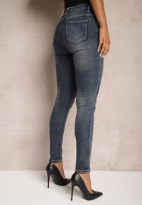 Renee - Granatowe Skinny Jeansy z Bawełny High Waist Navittha. Stan: podwyższony. Kolor: niebieski. Długość: długie. Styl: elegancki, klasyczny #5