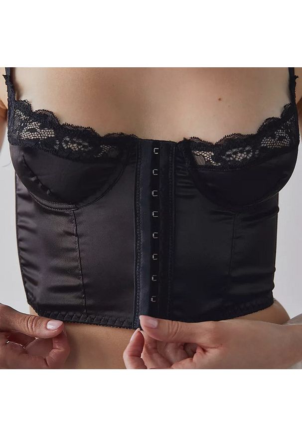 Intica - Komplet bielizny z gładkiej tkaniny na co dzień Murielle. Kolor: czarny. Materiał: tkanina. Wzór: gładki