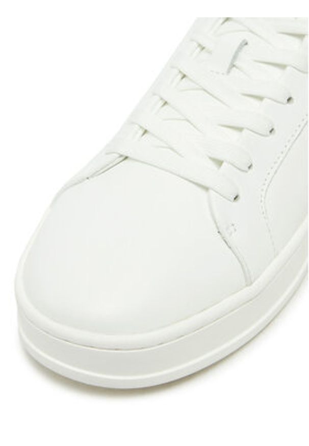 Calvin Klein Sneakersy HM0HM01767 Biały. Kolor: biały. Materiał: skóra