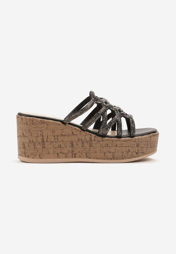 Renee - Czarne Klapki na Koturnie z Cyrkoniowymi Paseczkami Tenavela. Okazja: na co dzień. Kolor: czarny. Materiał: jeans. Wzór: aplikacja. Obcas: na koturnie. Styl: casual. Wysokość obcasa: średni