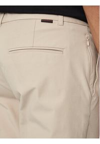 Guess Spodnie materiałowe M4YB01 WG9Z2 Beżowy Slim Fit. Kolor: beżowy. Materiał: bawełna #3