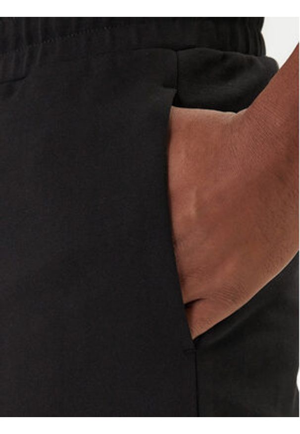 EA7 Emporio Armani Szorty sportowe 7M001564 AF17787 Czarny Regular Fit. Kolor: czarny. Materiał: bawełna. Styl: sportowy