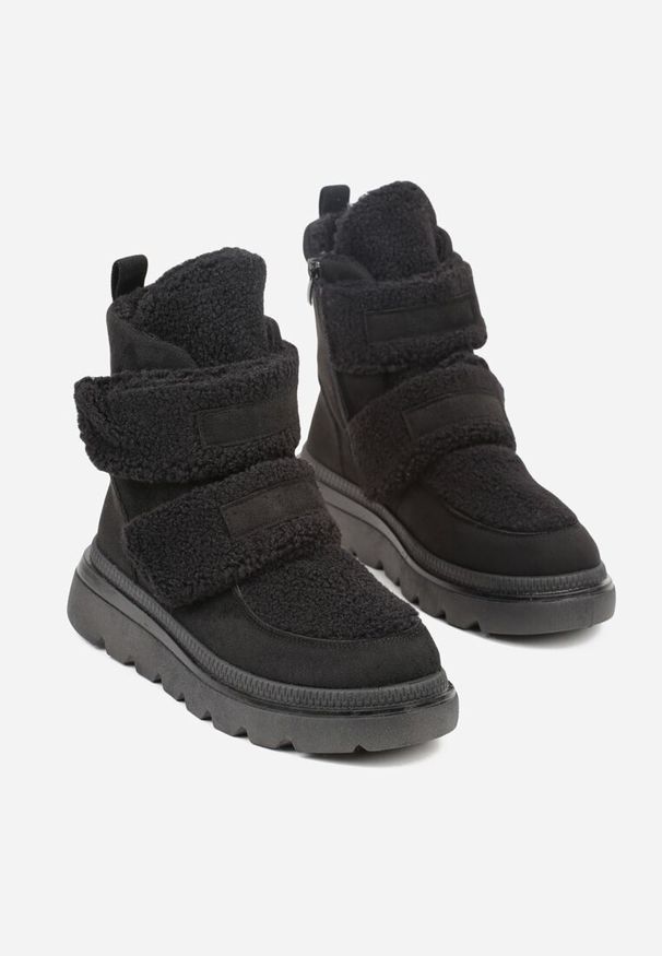 Renee - Czarne Botki Typu Śniegowce na Platformie z Dwoma Ozdobnymi Rzepami Edarlia. Okazja: na co dzień. Zapięcie: rzepy. Kolor: czarny. Materiał: jeans. Obcas: na platformie. Styl: elegancki, casual