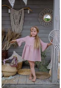 Jamiks sukienka bawełniana niemowlęca kolor różowy mini rozkloszowana. Kolor: różowy. Materiał: bawełna. Typ sukienki: rozkloszowane. Długość: mini