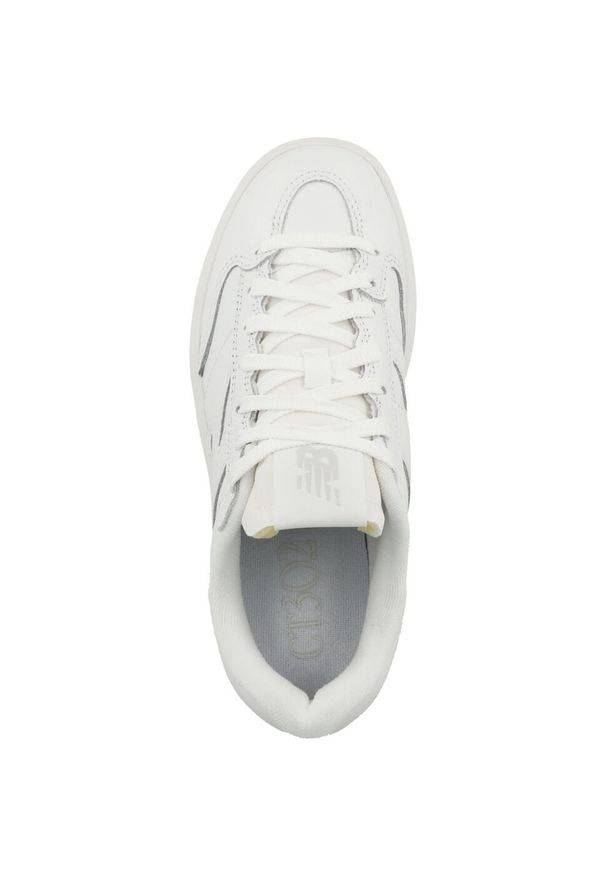 Buty do chodzenia damskie New Balance CT302CLA. Zapięcie: sznurówki. Kolor: biały. Materiał: guma, skóra. Szerokość cholewki: normalna. Sport: turystyka piesza