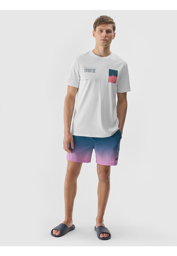 4f - T-shirt z nadrukiem męski - biały. Okazja: na co dzień. Kolor: biały. Materiał: bawełna, jersey, dzianina. Wzór: nadruk. Styl: sportowy, casual, klasyczny