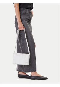 Desigual Torebka Yoko Blacno 25SAXPAQ Biały. Kolor: biały. Materiał: skórzane #5