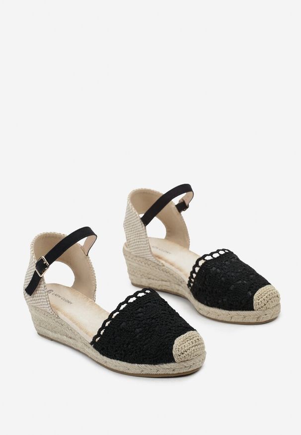 Renee - Czarne Sandały w Stylu Espadryli na Koturnie z Plecionką i Ażurowym Noskiem Bellisae. Kolor: czarny. Wzór: ażurowy. Sezon: lato. Obcas: na koturnie. Styl: elegancki