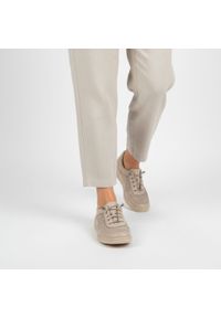 Półbuty damskie Wasak, cholewka skóra naturalna elementy materiałowe siateczkowe sznurowanie gruba podeszwa profilowana, beżowe, 0763. Zapięcie: sznurówki. Kolor: beżowy. Materiał: skóra, materiał. Szerokość cholewki: normalna #9