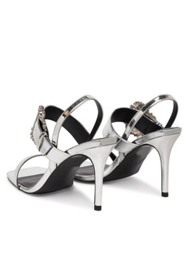 Versace Jeans Couture Sandały 80VA3S71 ZS406 900 Srebrny. Kolor: srebrny. Materiał: skóra